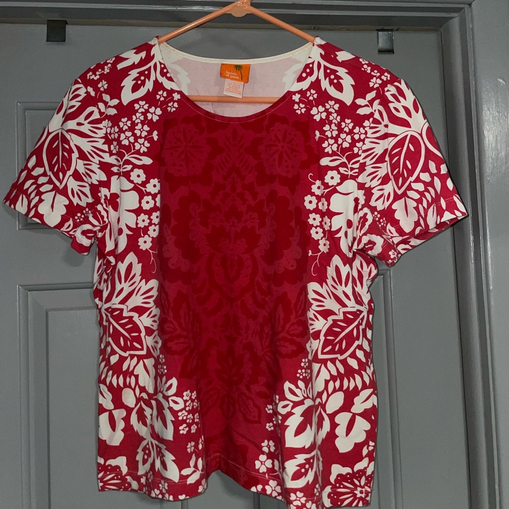 Large Hawaiian Top. MUST BE BUNDLED